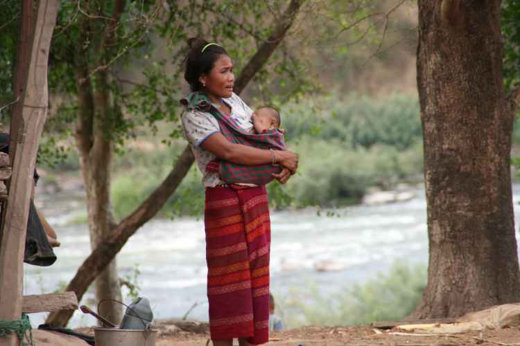 Kvinne i Sepon, Laos